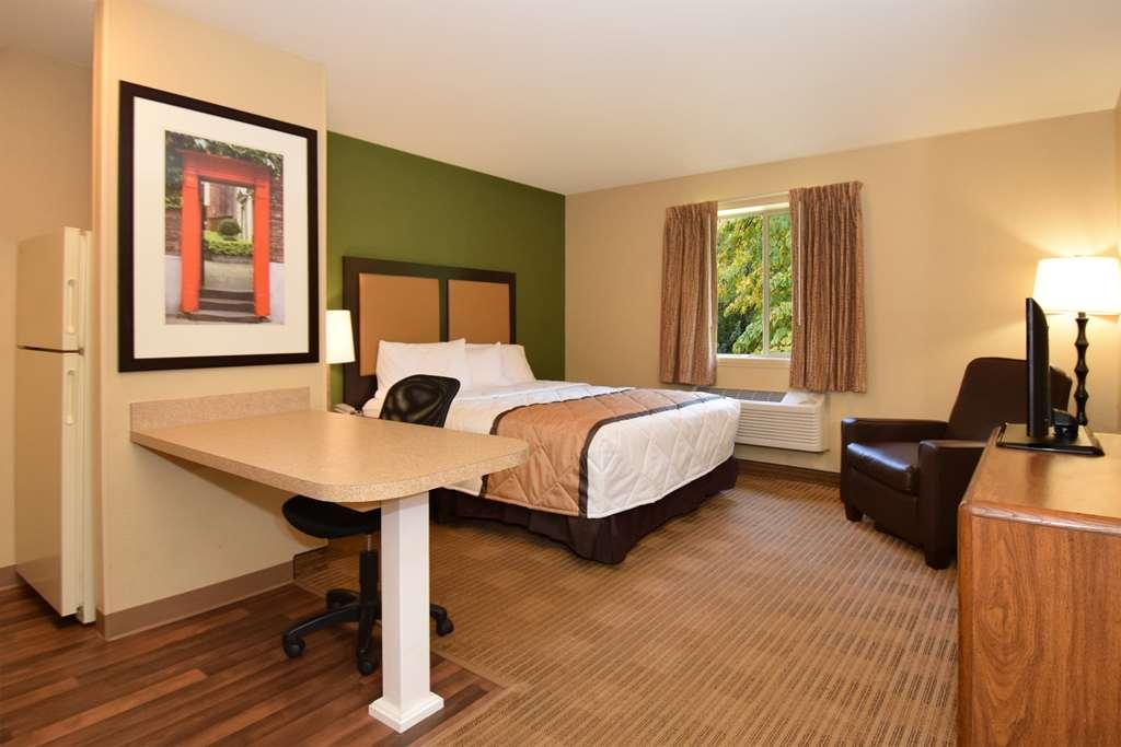 Extended Stay America Select Suites - Raleigh - Cary - Regency Parkway South Δωμάτιο φωτογραφία