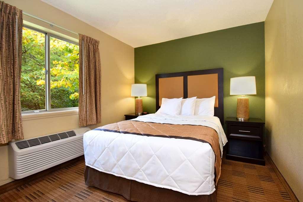 Extended Stay America Select Suites - Raleigh - Cary - Regency Parkway South Δωμάτιο φωτογραφία