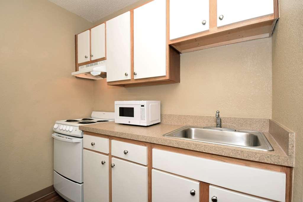 Extended Stay America Select Suites - Raleigh - Cary - Regency Parkway South Δωμάτιο φωτογραφία