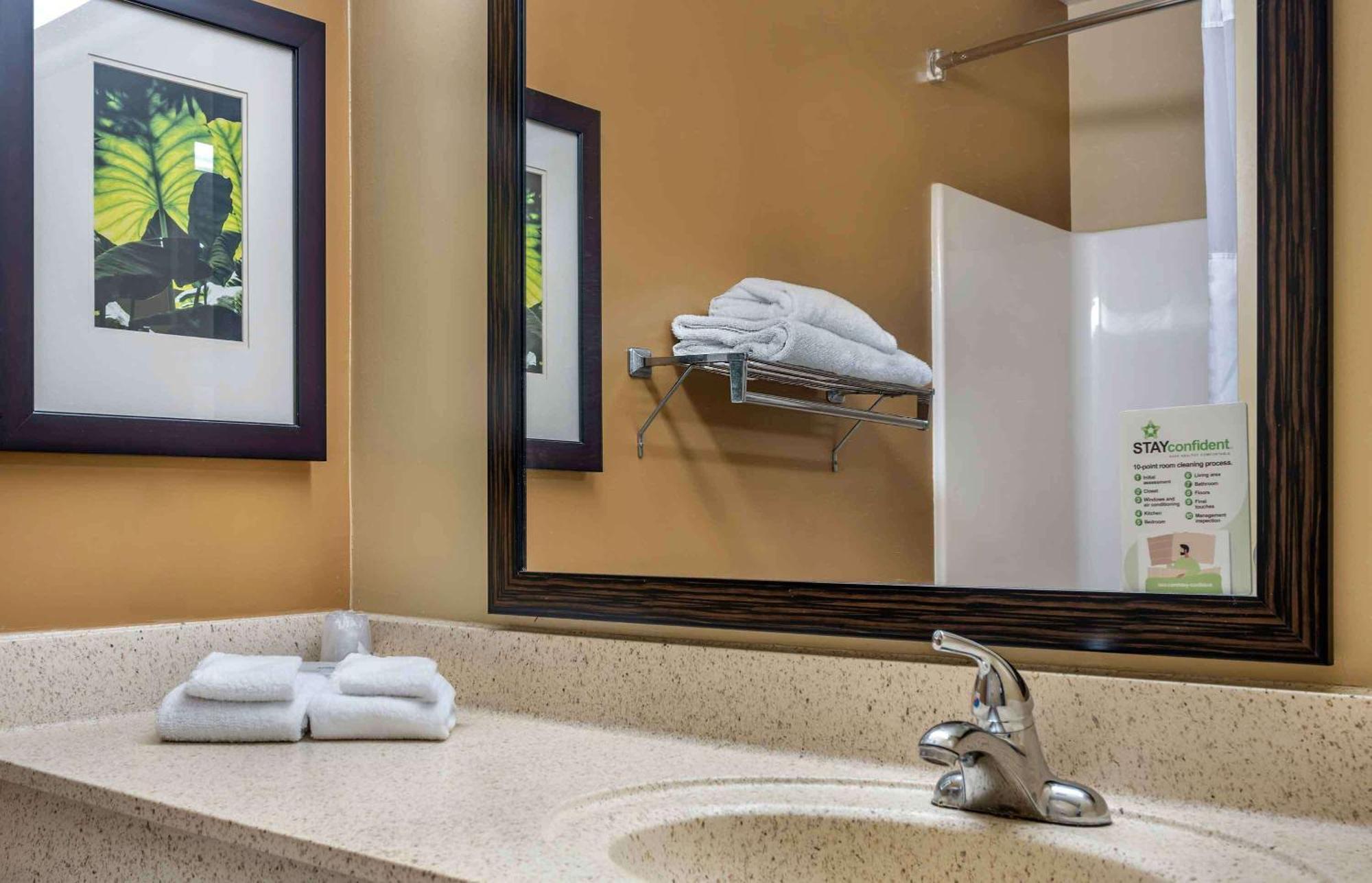 Extended Stay America Select Suites - Raleigh - Cary - Regency Parkway South Εξωτερικό φωτογραφία