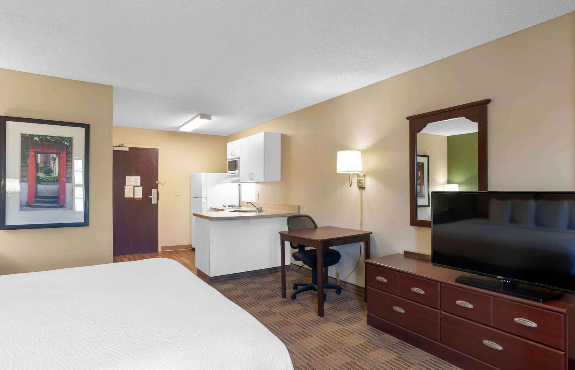Extended Stay America Select Suites - Raleigh - Cary - Regency Parkway South Εξωτερικό φωτογραφία