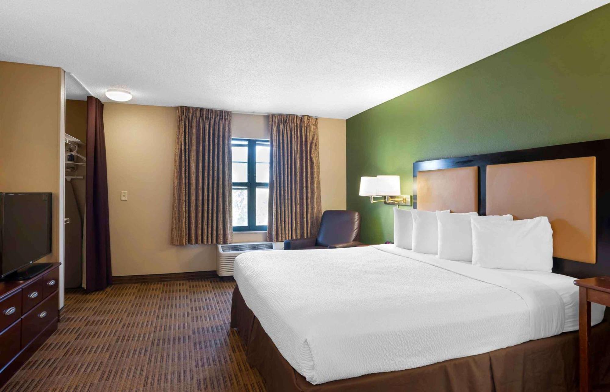 Extended Stay America Select Suites - Raleigh - Cary - Regency Parkway South Εξωτερικό φωτογραφία