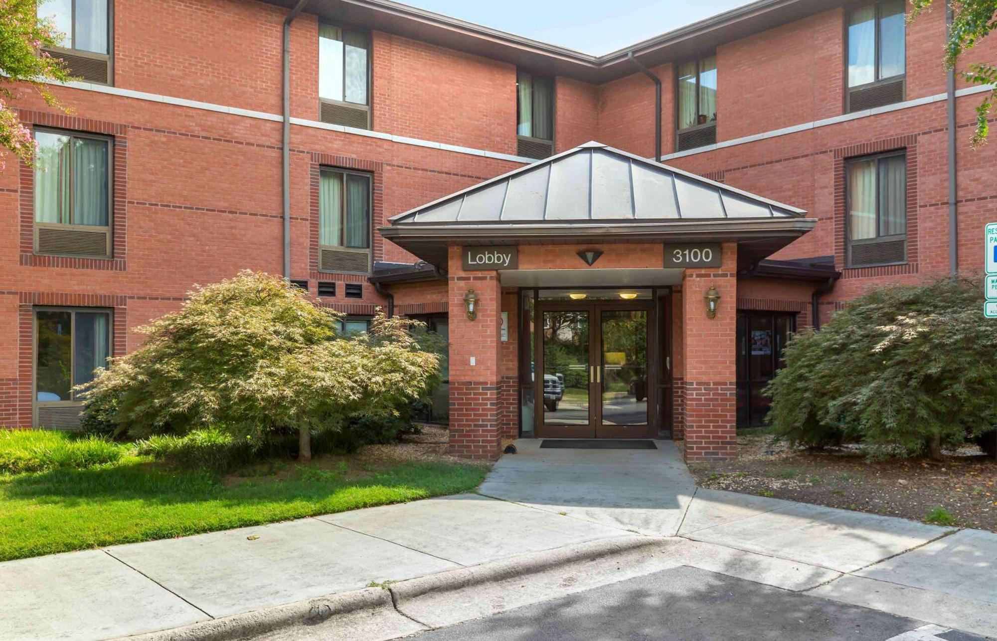 Extended Stay America Select Suites - Raleigh - Cary - Regency Parkway South Εξωτερικό φωτογραφία