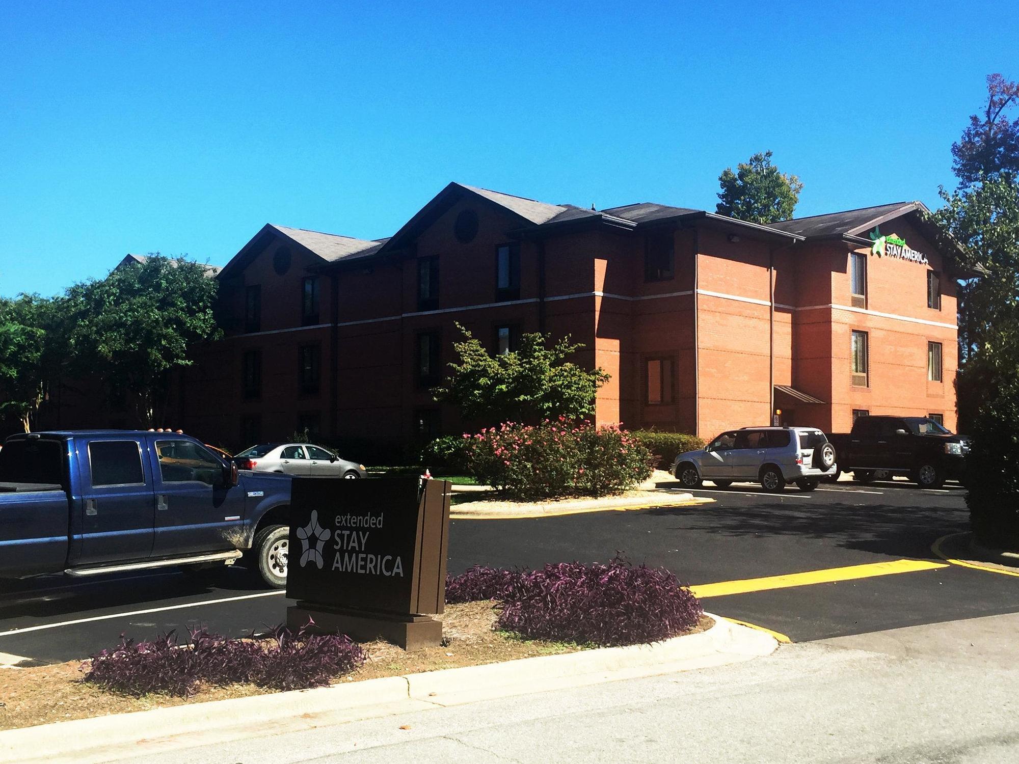 Extended Stay America Select Suites - Raleigh - Cary - Regency Parkway South Εξωτερικό φωτογραφία