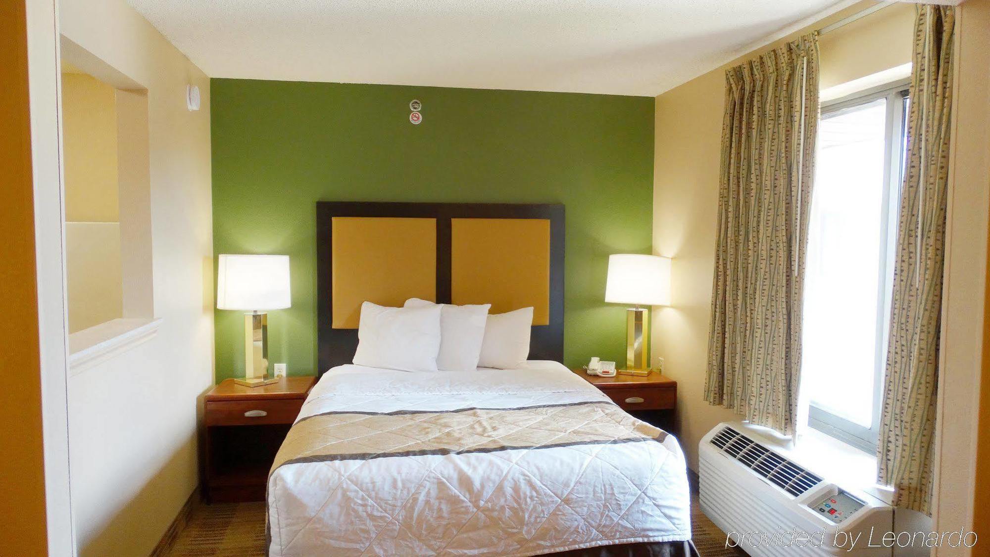 Extended Stay America Select Suites - Raleigh - Cary - Regency Parkway South Εξωτερικό φωτογραφία
