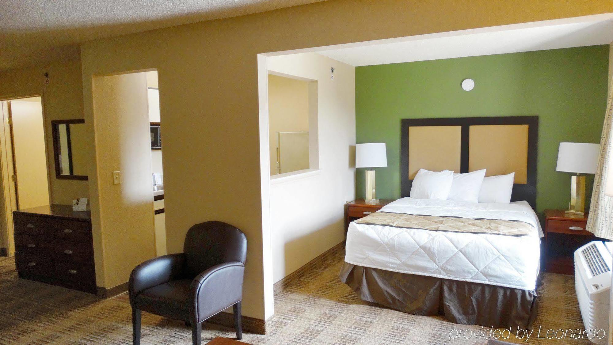 Extended Stay America Select Suites - Raleigh - Cary - Regency Parkway South Εξωτερικό φωτογραφία